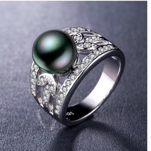 Sterling Silver Rainbow Black Pearl Ring - Picture 4 of 12